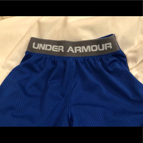 SOLD- Boys Under Armour Shorts NWOT - Picture 5 of 6
